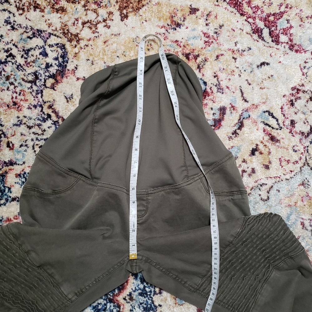 Isabel Maternity Full Panel Crossover Moto Jeggings Olive Green Size 2 - Picture 10 of 10